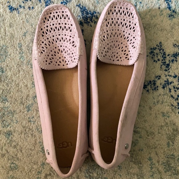 UGG Shoes - Pink Ugg moccasins